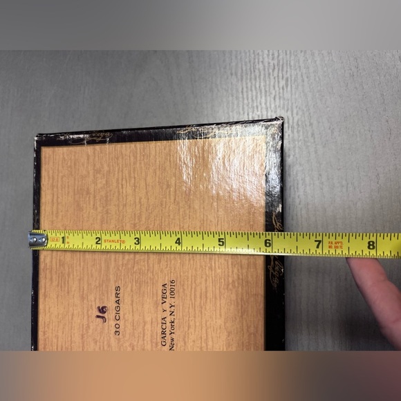 2 Vintage Cigar Boxes‎ Garcia y Vega English Coronas (in tubes) Rectangle - Picture 11 of 16